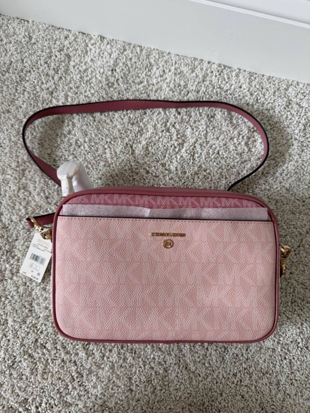 Michael Kors jet set charm pink Camera Bag